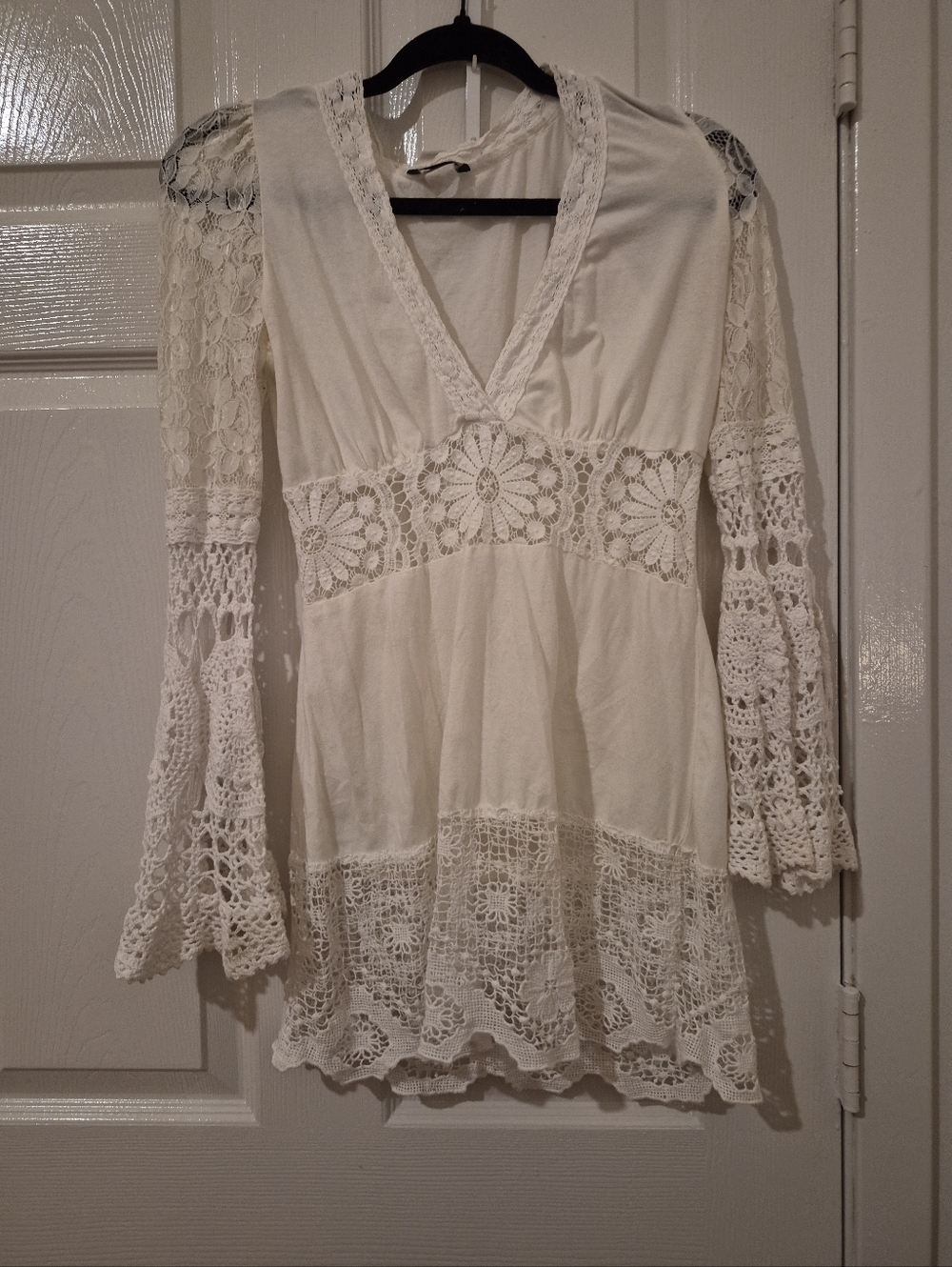 ❗️SOLD ❗️MAGGIE | XS/S | TUNIC LACE CROCHETED TOP W/ BELL SLEEVES